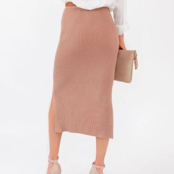 Ribbed Knit Slit Midi Skirt - Picture 3 of 5
